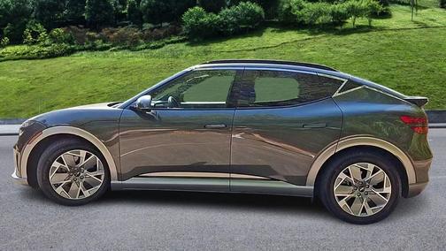2025 Genesis GV60 Standard RWD