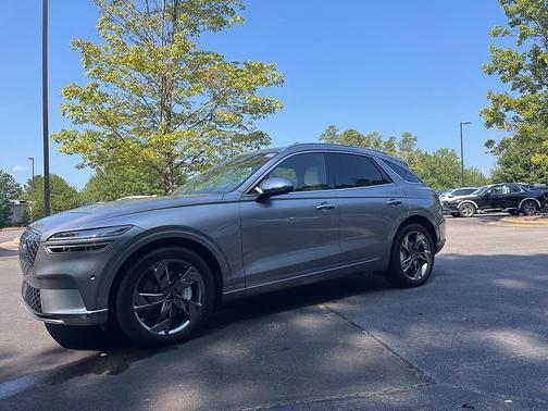 2025 Genesis Electrified GV70 Advanced AWD