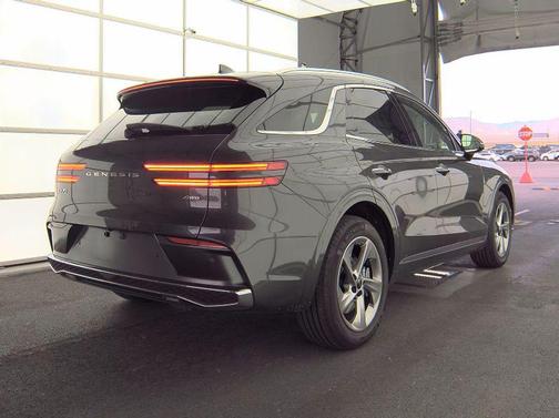 Makalu Gray 2026 Genesis GV70 2.5T Select