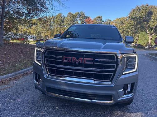 2024 GMC Yukon SLT