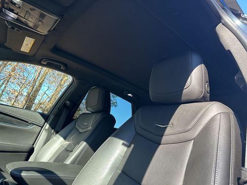 2020 Cadillac XT5 Premium Luxury