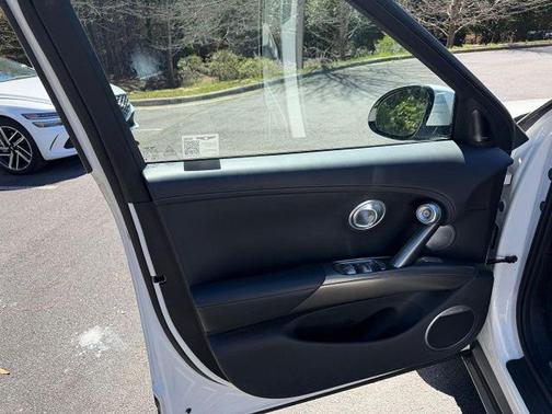 2024 Genesis GV60 Advanced AWD