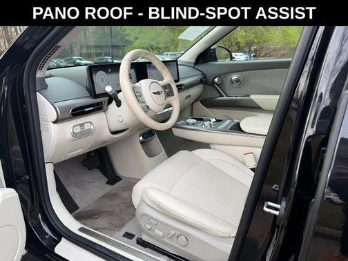 Vik Black 2025 Genesis GV60 Standard AWD