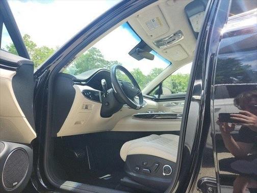 2024 Genesis GV70 3.5T AWD Sport