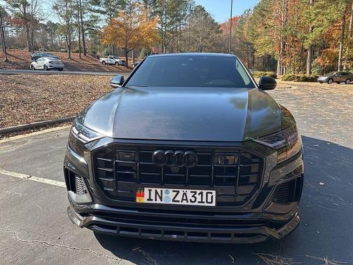 2022 Audi Q8 55 Premium Plus