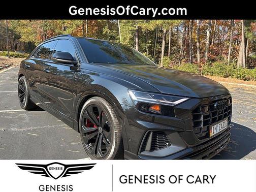 2022 Audi Q8 55 Premium Plus