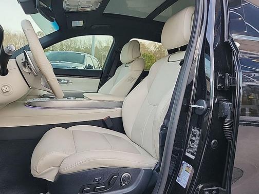 2024 Genesis Electrified GV70 Advanced AWD