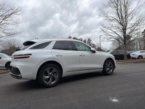 2026 Genesis GV70 2.5T