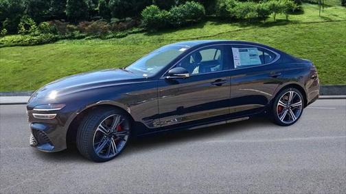 2025 Genesis G70 3.3T RWD Sport Advanced