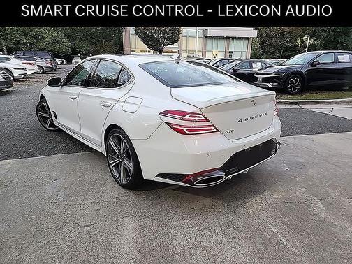 2025 Genesis G70 2.5T RWD