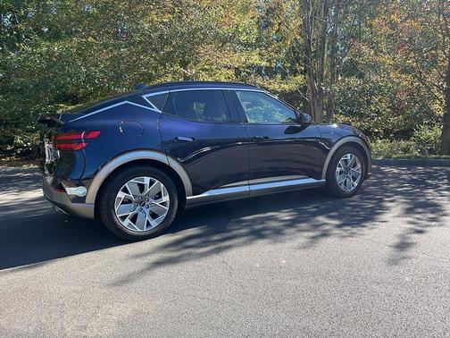 2025 Genesis GV60 Standard RWD