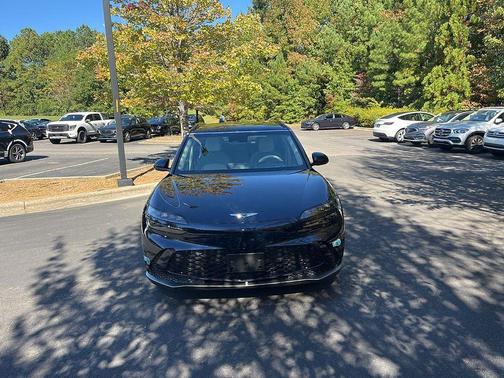2025 Genesis GV60 Standard RWD