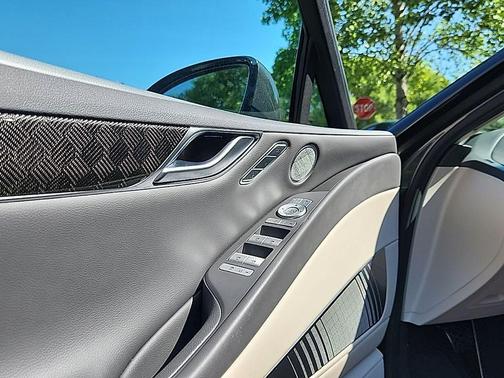 Makalu Gray 2024 Genesis G80 3.5T Sport AWD