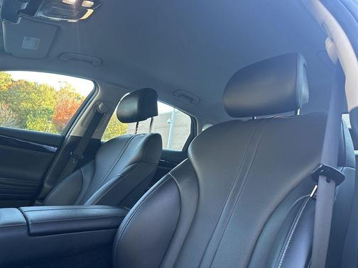 2023 Genesis G80 2.5T RWD