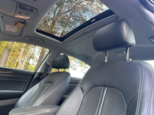 2018 Hyundai SONATA Limited