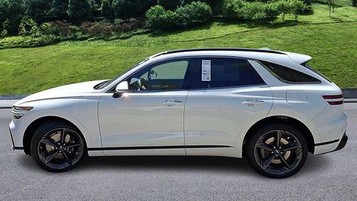 Uyuni White 2026 Genesis GV70 2.5T Sport Prestige