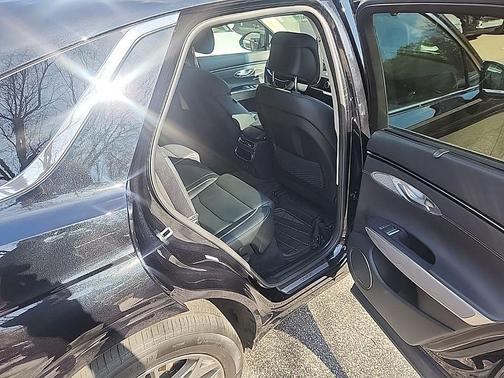 2023 Genesis GV70 2.5T AWD