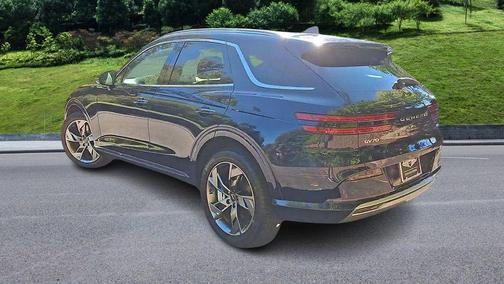 2025 Genesis Electrified GV70 Advanced AWD