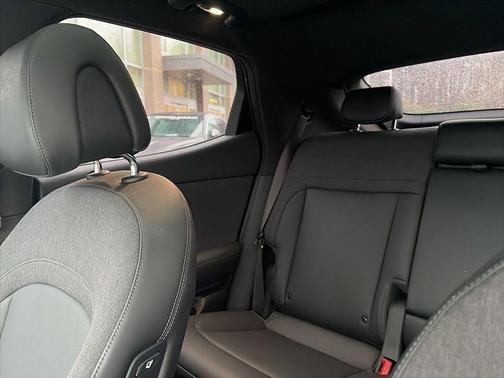 2024 Genesis GV60 Standard RWD