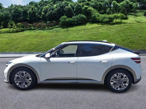 2024 Genesis GV60 Standard RWD