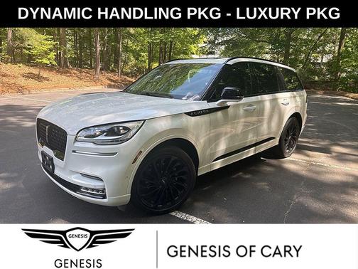Pristine White Metallic Tri-Coat 2023 Lincoln Aviator Reserve AWD