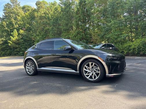 2025 Genesis GV60 Advanced AWD