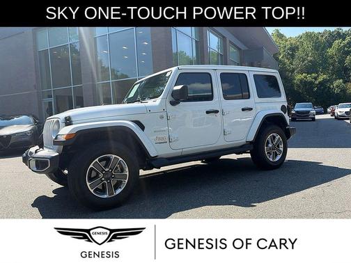 Bright White Clearcoat 2021 Jeep Wrangler Unlimited Sahara