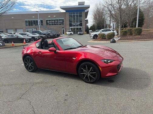 2025 Mazda MX-5 Miata RF Grand Touring