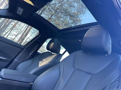 2024 BMW 330 xDrive