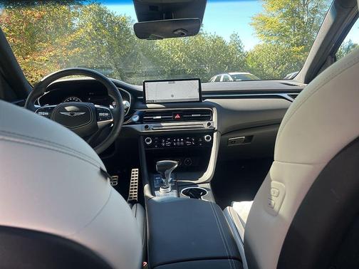 2025 Genesis G70 3.3T AWD Sport Advanced