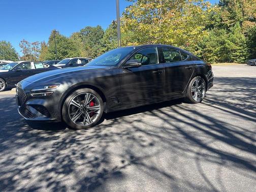 2025 Genesis G70 3.3T AWD Sport Advanced