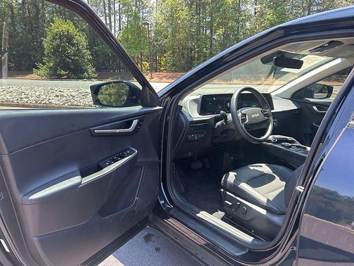 Gravity Blue 2024 Kia EV6 Light Long Range