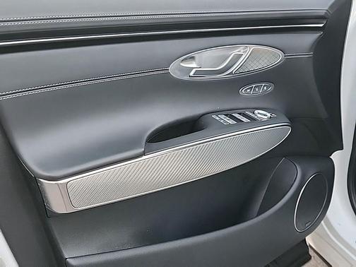 2025 Genesis GV70 2.5T AWD