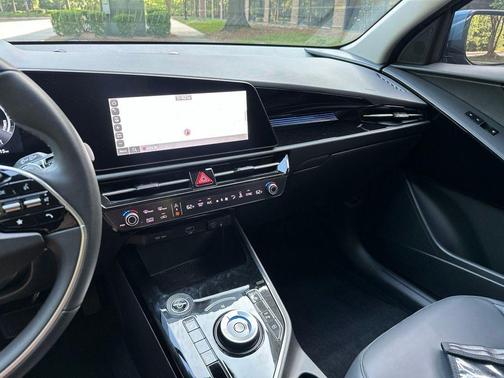 Mineral Blue 2024 Kia Niro EV Wind