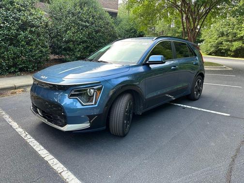 Mineral Blue 2024 Kia Niro EV Wind