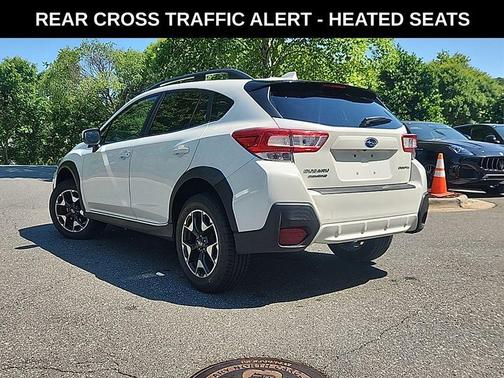 Crystal White Pearl 2019 Subaru Crosstrek 2.0i Premium