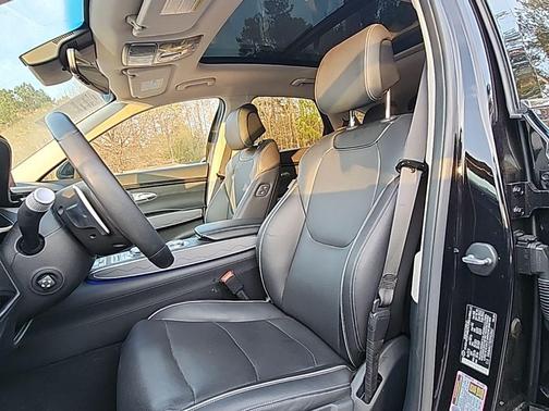 2025 Genesis GV70 2.5T AWD