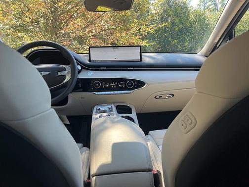 2025 Genesis GV70 2.5T AWD
