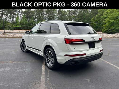 Carrara White 2025 Audi Q7 45 Premium Plus