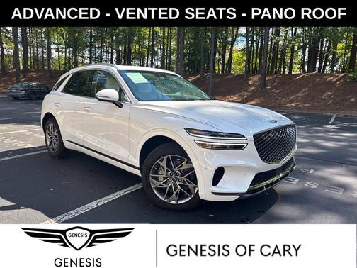 Alta White 2023 Genesis GV70 2.5T AWD