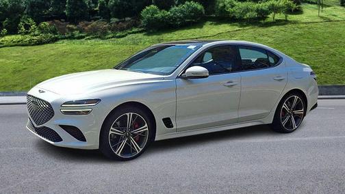 2025 Genesis G70 2.5T RWD