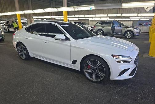 2025 Genesis G70 2.5T RWD