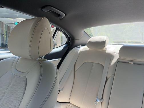 Capri Blue 2026 Genesis G70 2.5T RWD