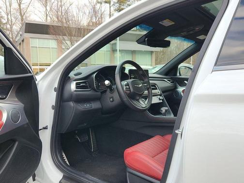 2025 Genesis G70 2.5T AWD