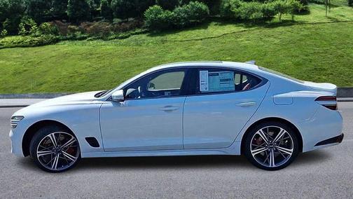 2025 Genesis G70 2.5T AWD