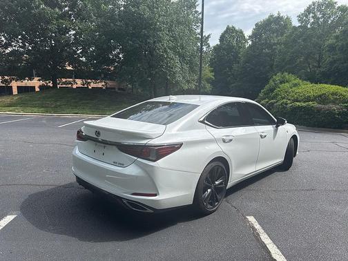 Ultra White 2022 Lexus ES 350 F Sport