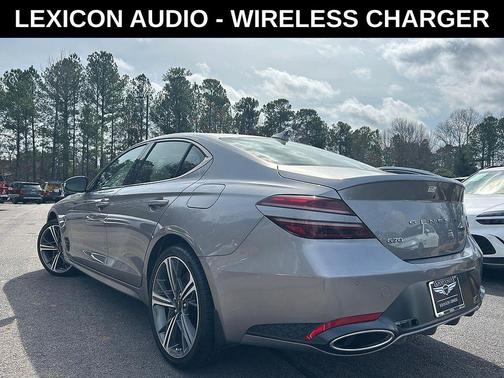 2025 Genesis G70 2.5T RWD