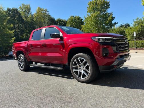 Radiant Red Tintcoat 2024 Chevrolet Colorado Z71