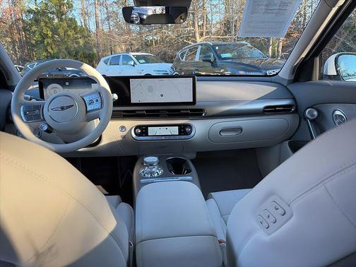 2025 Genesis GV60 Standard RWD