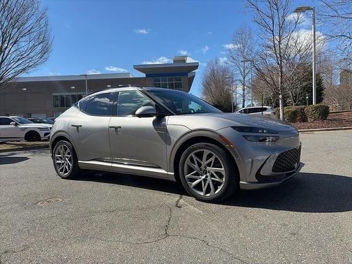 2023 Genesis GV60 Advanced AWD